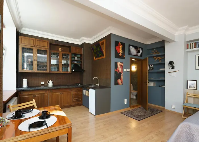 아파트 Great American Gallery *